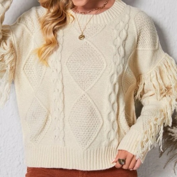 NWT cable knit sweater - Picture 4 of 5